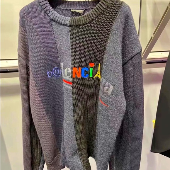 NEW Balenciaga Sweater - Picture 1 of 1